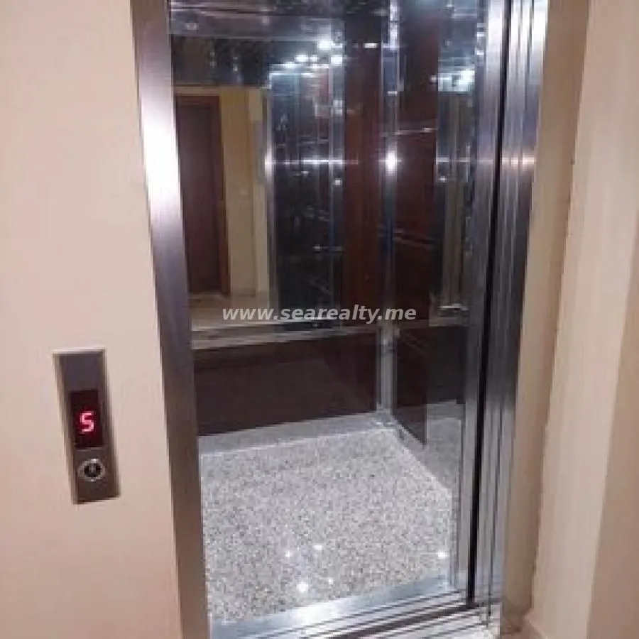 Izdavanje, dvosoban stan, 64m², Budva, Crna Gora