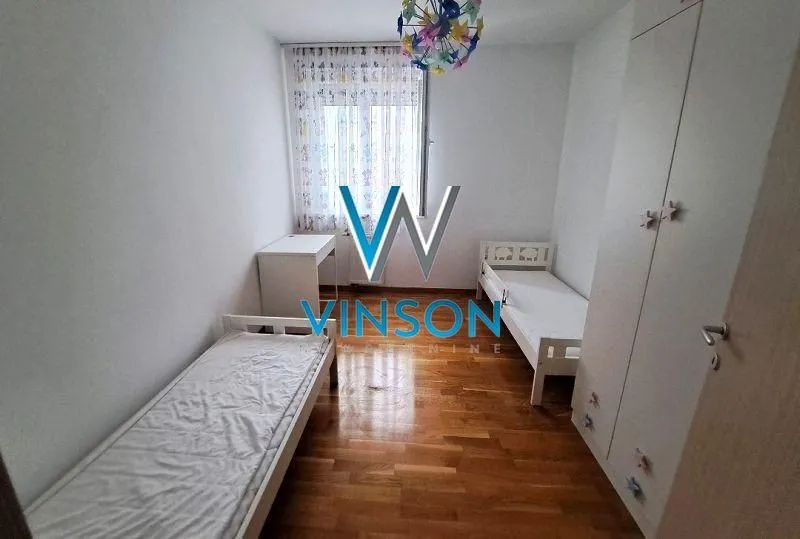 Izdavanje, trosoban stan, 62m², Salajka, Novi Sad Sve Podlokacije