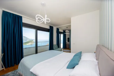 Rent, house, 250m², Budva, Crna Gora - image 7