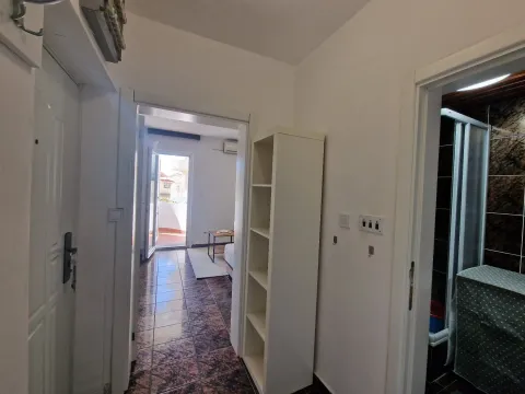 Sale, two bedroom apartment, 56m², Bečići, Budva - image 9