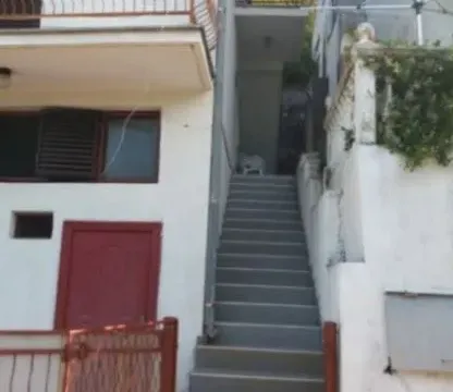 Rent, house, 250m², Zelenika, Herceg Novi - image 11