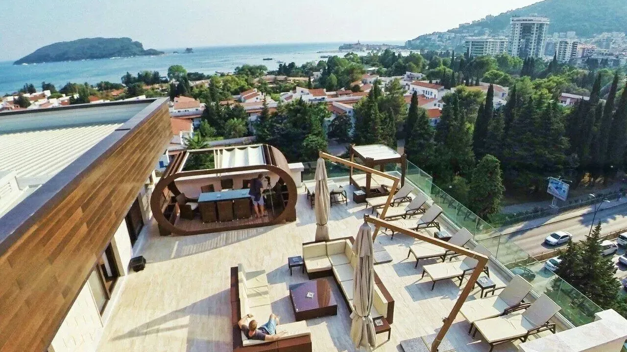 Prodaja, stan, 396m², Centar, Budva