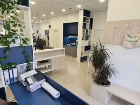 Izdavanje, poslovni prostor, 98m², Stari Aerodrom, Podgorica - image 6