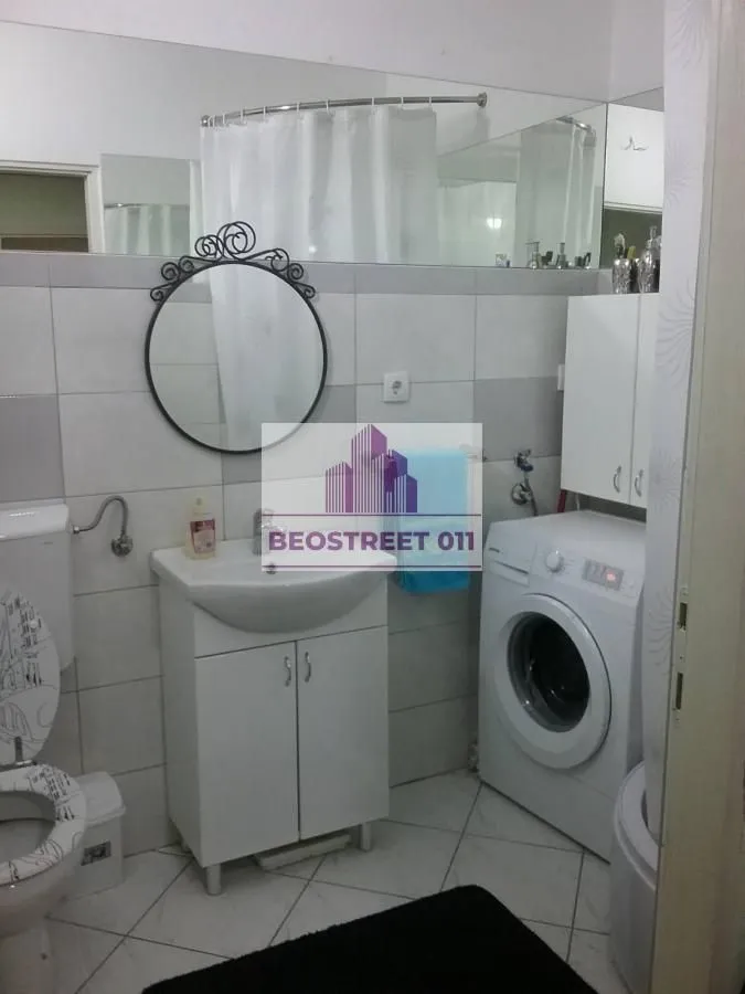 Prodaja, dvosoban stan, 73m², Senjak, Beograd