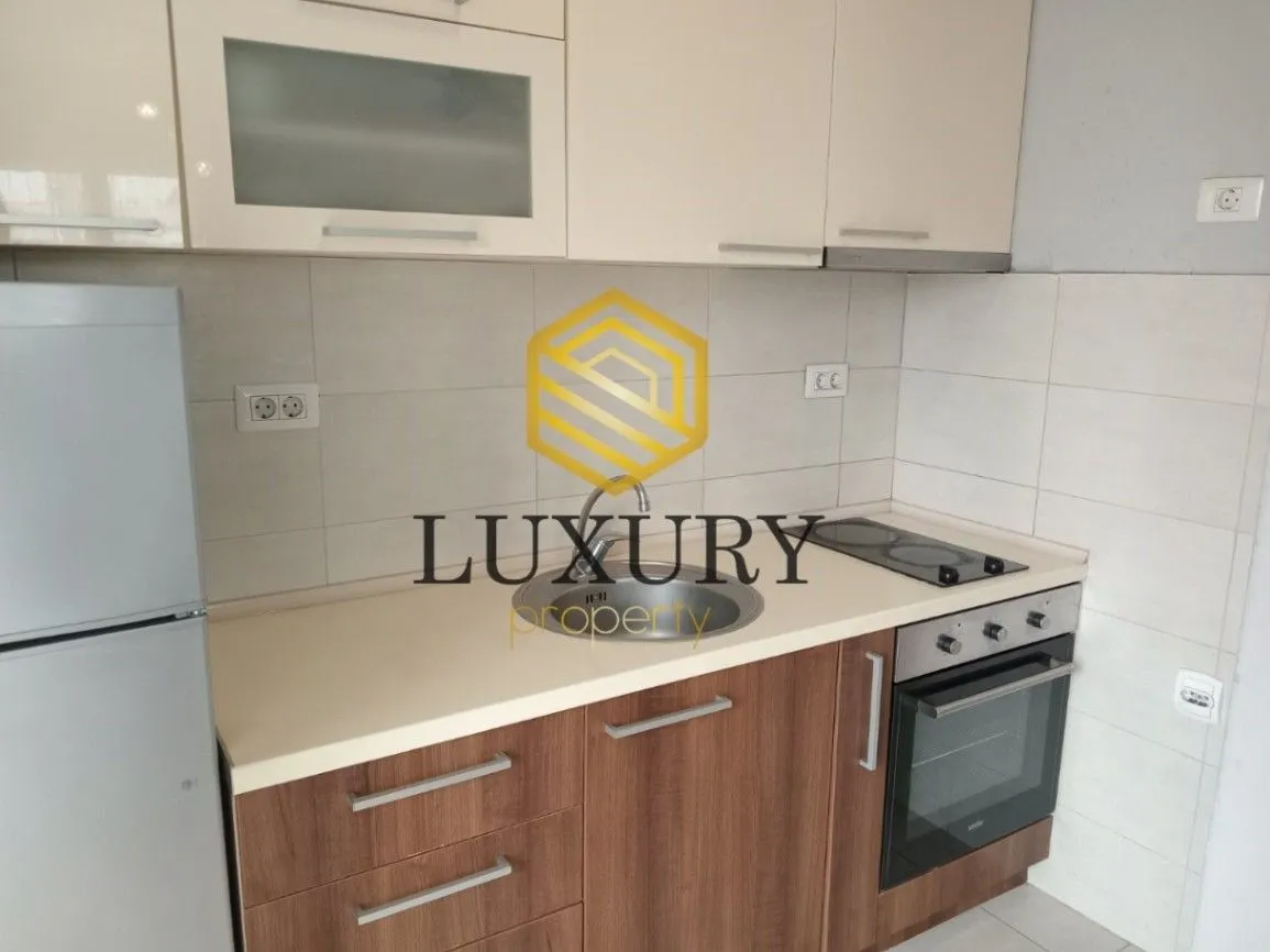 Izdavanje, jednosoban stan, 42m², City Kvart, Podgorica