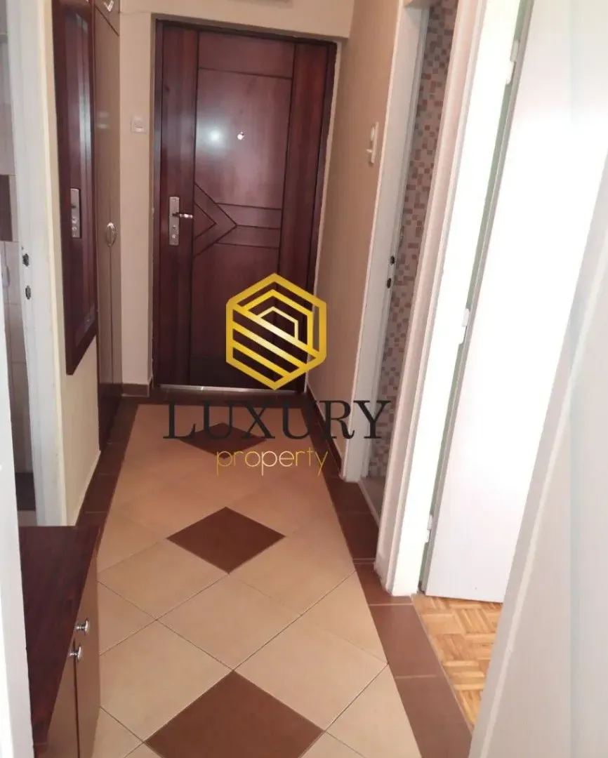 Izdavanje, jednosoban stan, 52m², Momišići, Podgorica