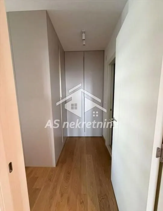 Rent, four bedroom apartment, 105m², Novi Beograd Blok 65, Novi Beograd Sve Podlokacije