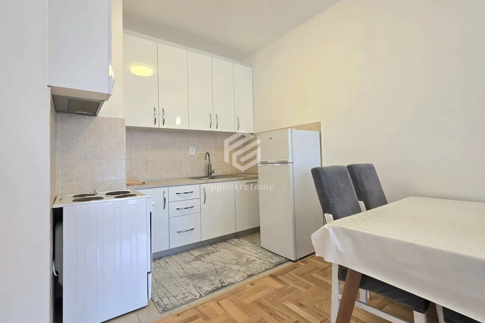 Rent, one bedroom apartment, 50m², Stari Aerodrom, Podgorica