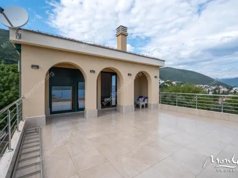 Sale, house, 247m², Đenovići, Herceg Novi - image 32