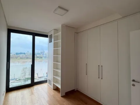 Rent, four bedroom apartment, 117m², Savski Venac, Beograd - image 7