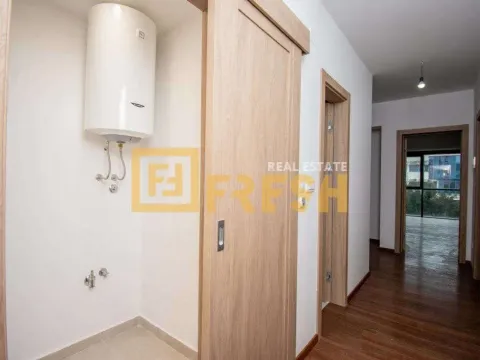 Rent, three bedroom apartment, 106m², Master Kvart, Podgorica - image 14