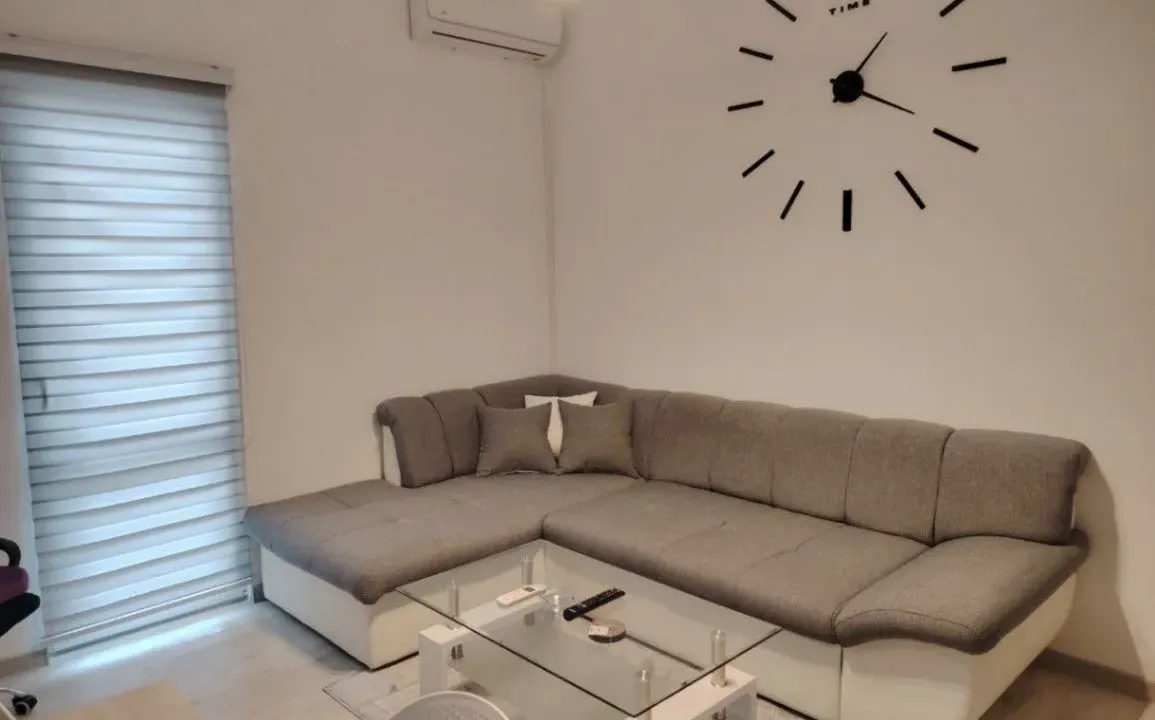 Izdavanje, jednosoban stan, 45m², Šušanj, Bar