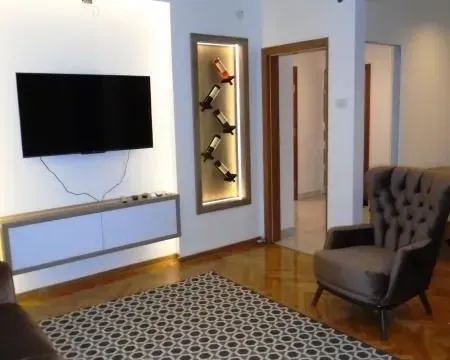 Izdavanje, dvosoban stan, 75m², Centar, Niš - image 7