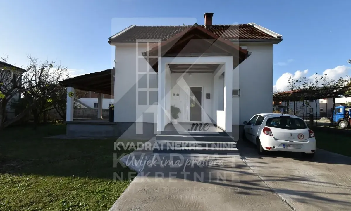 Izdavanje, kuća, 160m², Murtovina, Podgorica