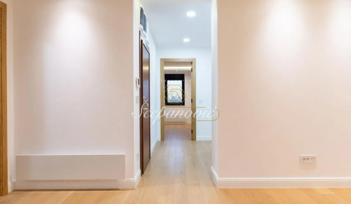 Sale, apartment, 159m², Crveni Krst, Beograd