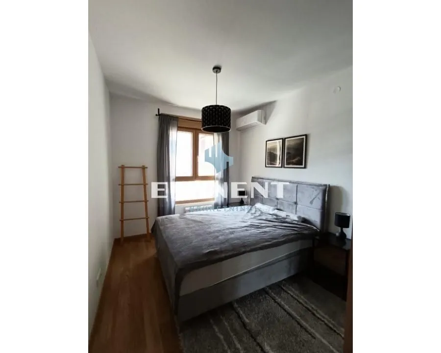 Izdavanje, dvosoban stan, 48m², Novi Beograd Blok 65, Novi Beograd Sve Podlokacije