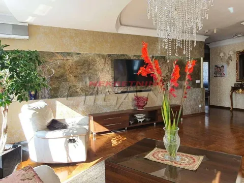 Prodaja, četvorosoban stan, 140m², Vračar Sve Podlokacije, Beograd - image 4