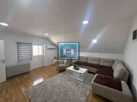Prodaja, kuća, 200m², Majur, Jagodina - image 29
