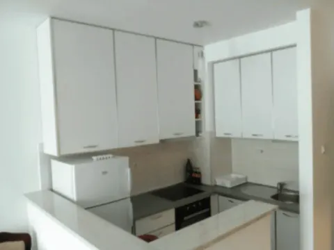 Izdavanje, stan, 55m², Centar, Budva - image 4