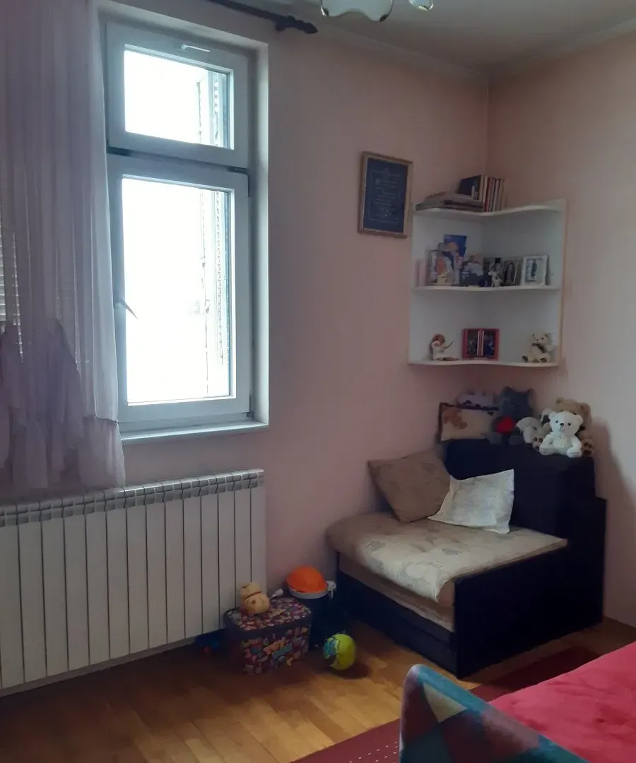 Prodaja, četvorosoban stan, 99m², Neimar, Vračar Sve Podlokacije