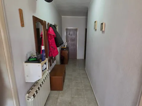 Prodaja, kuća, 175m², Kuće Rakića, Podgorica - image 5