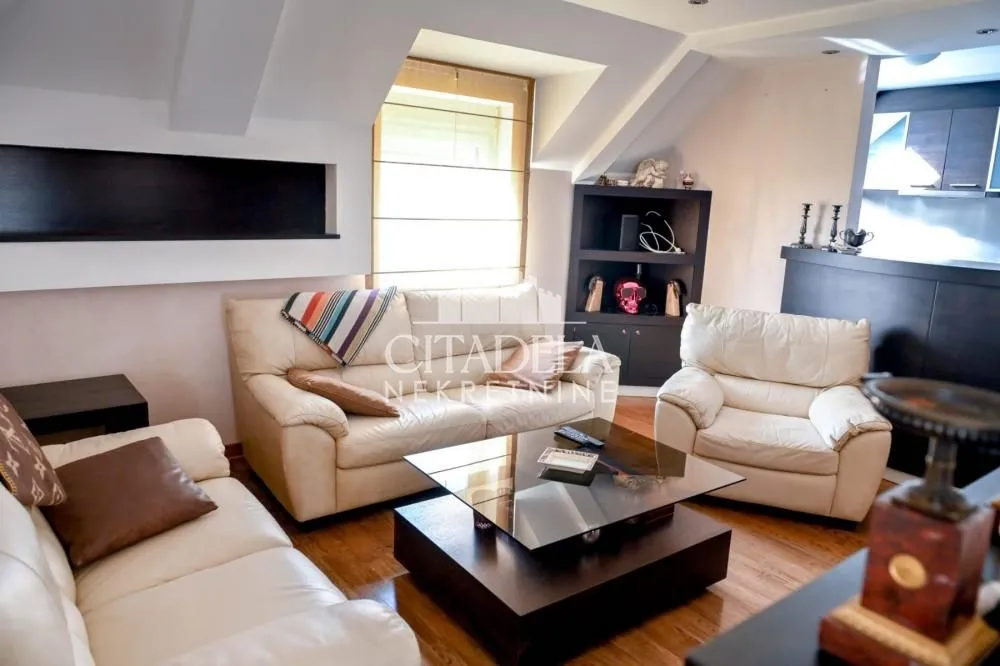 Sale, four bedroom apartment, 100m², Žarkovo, Beograd