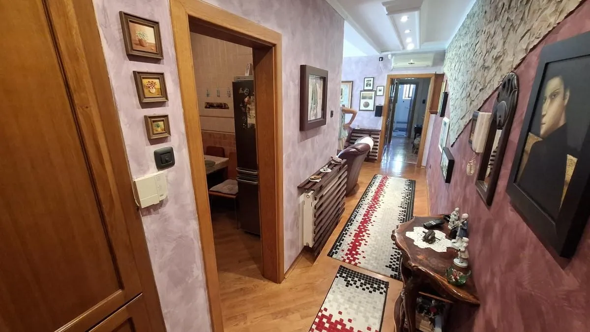Prodaja, trosoban stan, 54m², Grbavica, Novi Sad Sve Podlokacije