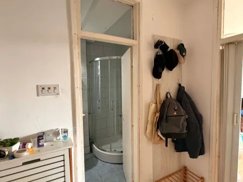 Izdavanje, jednosoban stan, 43m², Drač, Podgorica - image 6