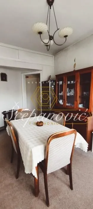 Prodaja, dvosoban stan, 74m², Kej, Novi Sad Sve Podlokacije