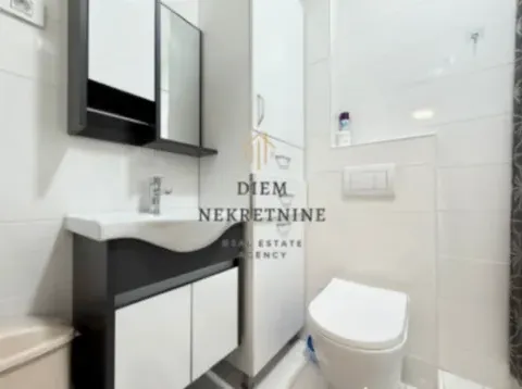 Izdavanje, jednosoban stan, 41m², Stari Aerodrom, Podgorica - image 2