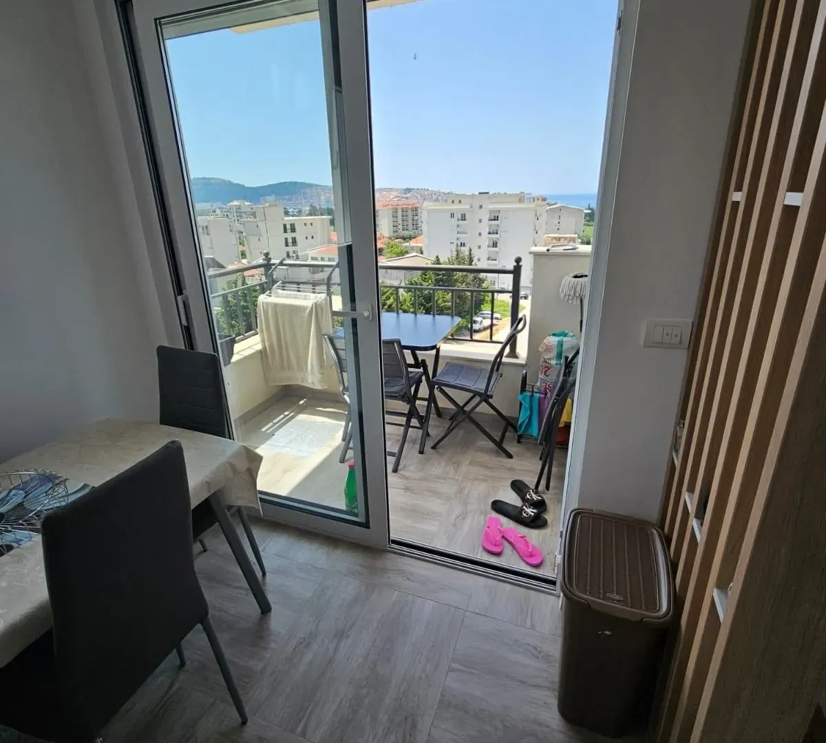 Rent, one bedroom apartment, 43m², Šušanj, Bar