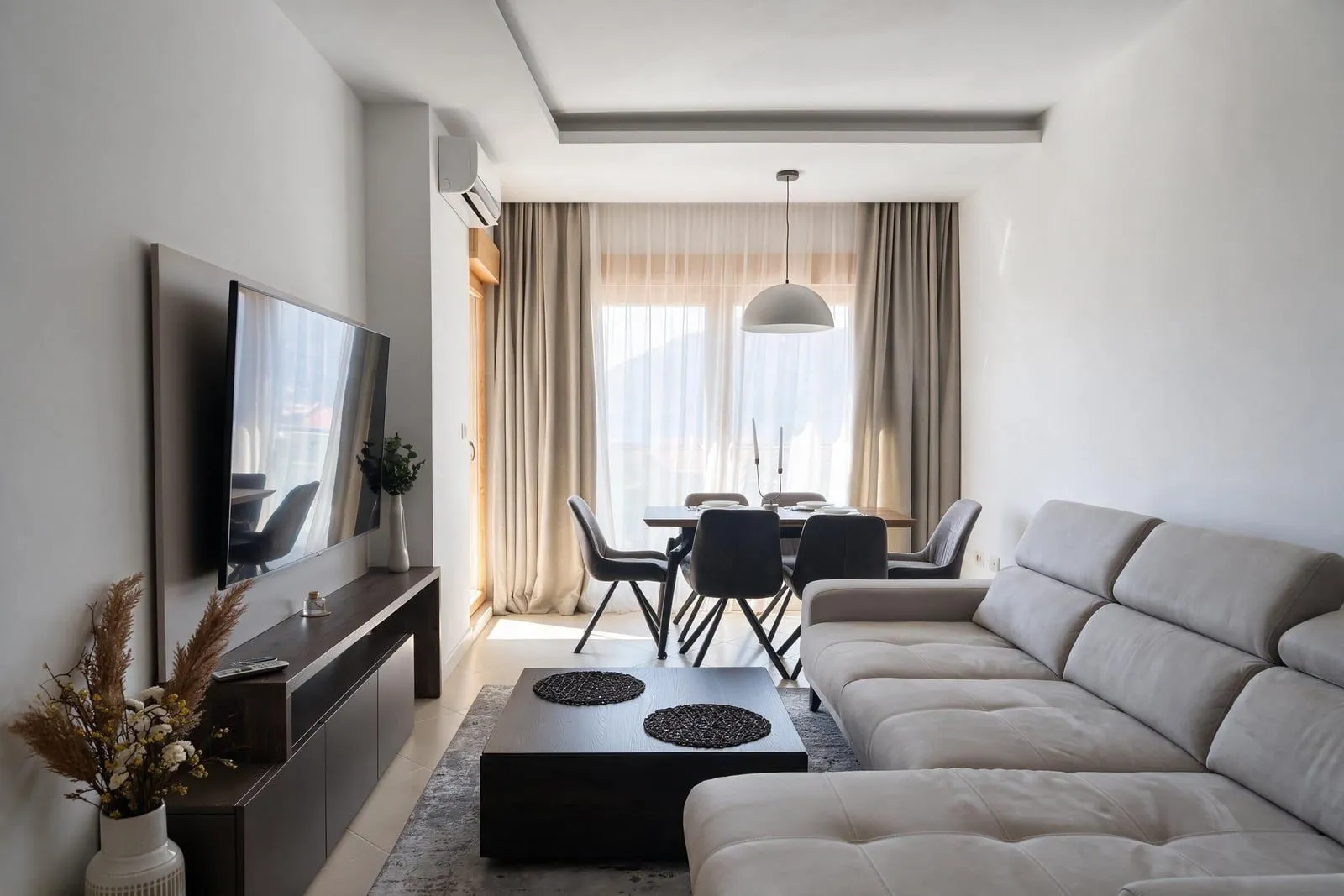 Prodaja, dvosoban stan, 52m², Dobrota, Kotor