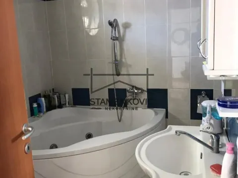 Prodaja, četvorosoban stan, 148m², Centar, Novi Sad - image 10