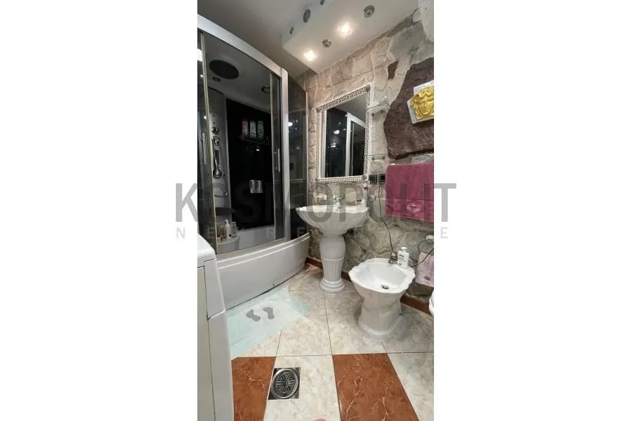 Sale, three bedroom apartment, 57m², Karaburma, Palilula Sve Podlokacije