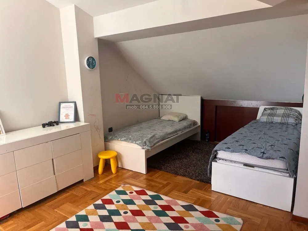 Prodaja, trosoban stan, 85m², Čubura, Beograd