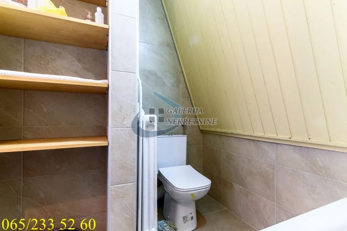 Izdavanje, trosoban stan, 96m², Lion, Zvezdara Sve Podlokacije