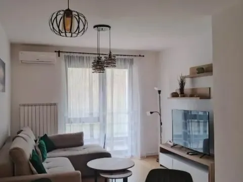 Izdavanje, dvosoban stan, 57m², Tošin bunar, Novi Beograd Sve Podlokacije - image 2