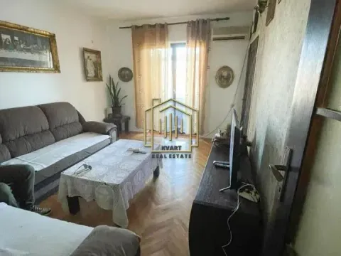 Prodaja, jednosoban stan, 61m², Stari Aerodrom, Podgorica - image 2