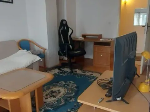 Izdavanje, jednosoban stan, 45m², Preko Morače, Podgorica - image 12