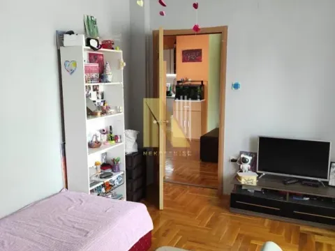 Prodaja, trosoban stan, 72m², Socijalno, Novi Sad Sve Podlokacije - image 10