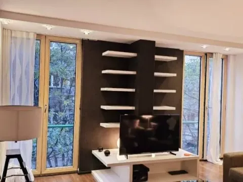 Izdavanje, četvorosoban stan, 87m², Gornji Dorćol, Dorćol Sve Podlokacije - image 2