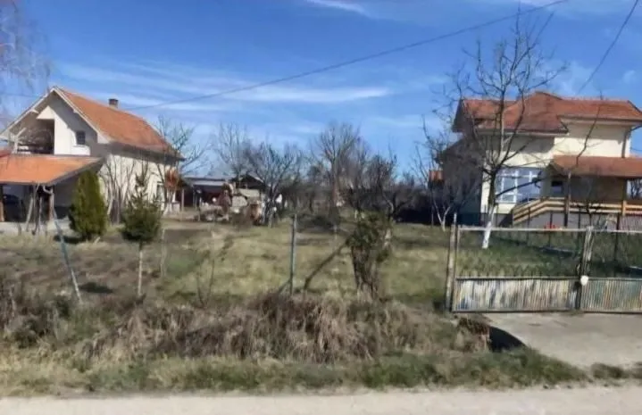 Sale, land lot, 810m², Kragujevac, Srbija