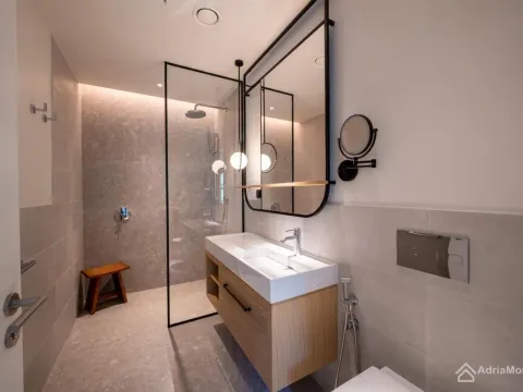 Sale, two bedroom apartment, 91m², Porto Montenegro, Tivat - image 17