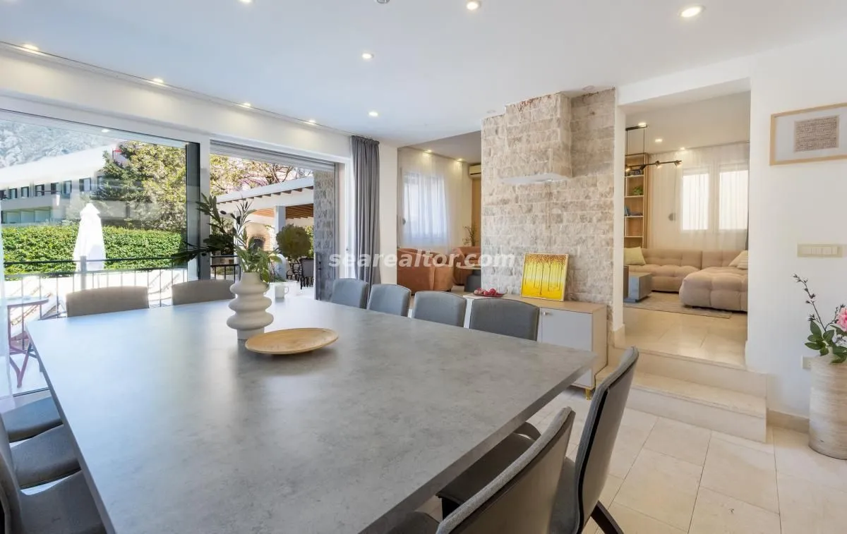 Prodaja, kuća, 240m², Stoliv, Kotor