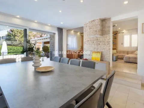 Prodaja, kuća, 240m², Stoliv, Kotor - image 4