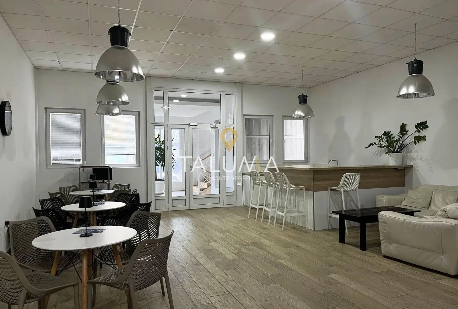 Rent, office space, 1850m², Zabjelo, Podgorica