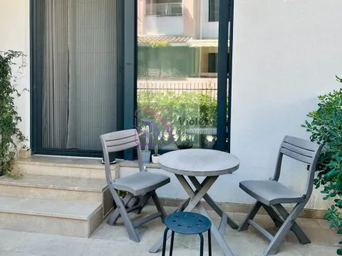 Sale, one bedroom apartment, 45m², Golubovina, Budva - image 14