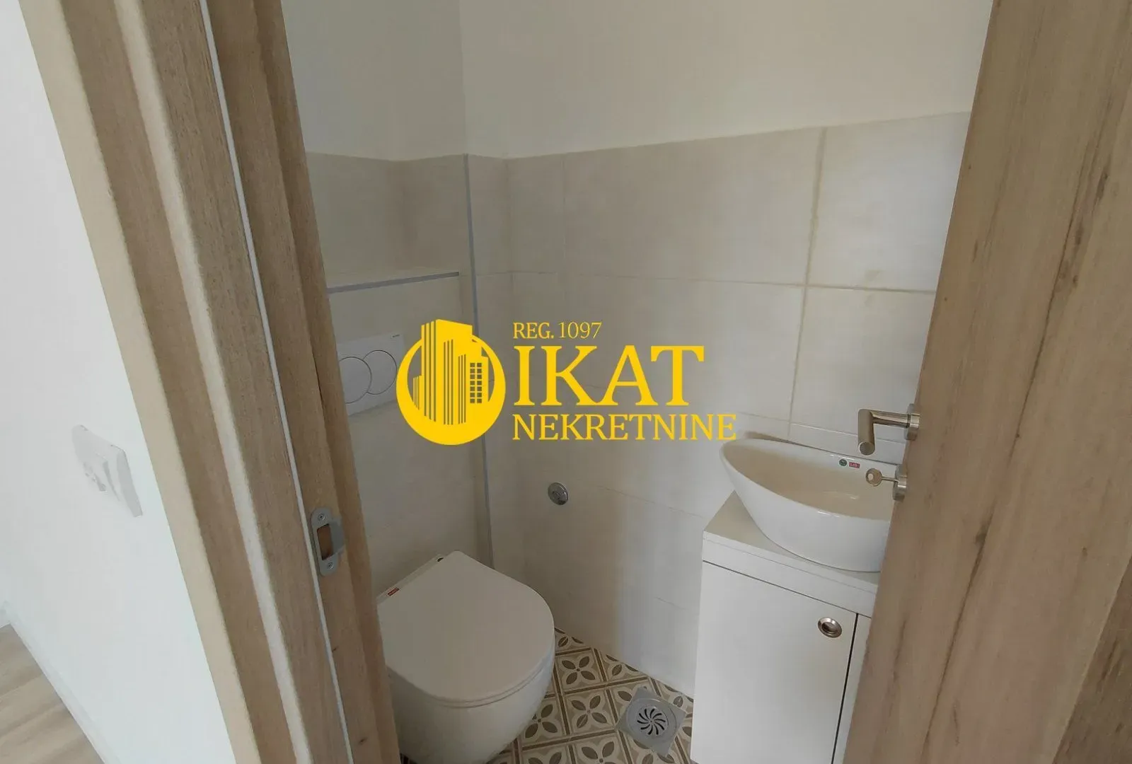 Prodaja, četvorosoban stan, 74m², Severni Bulevar, Zvezdara Sve Podlokacije