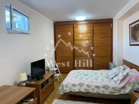 Sale, two bedroom apartment, 56m², Petrovac, Budva - image 12