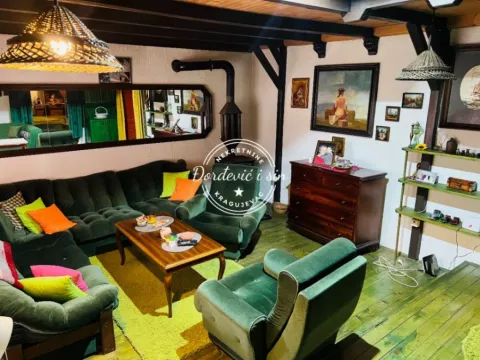 Sale, house, 340m², Knić, Srbija - image 7